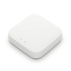 Bộ điều khiển trung tâm Tuya Zigbee Gateway Wi-Fi mini góc nghiêng nền trắng